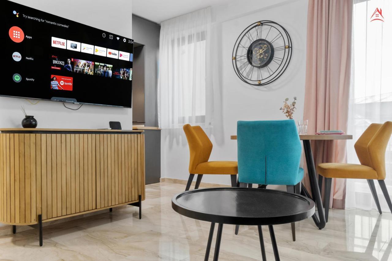 Apartament Opera Residence - Cismigiu, Eroilor, Free Private Parking Bucharest Exterior photo